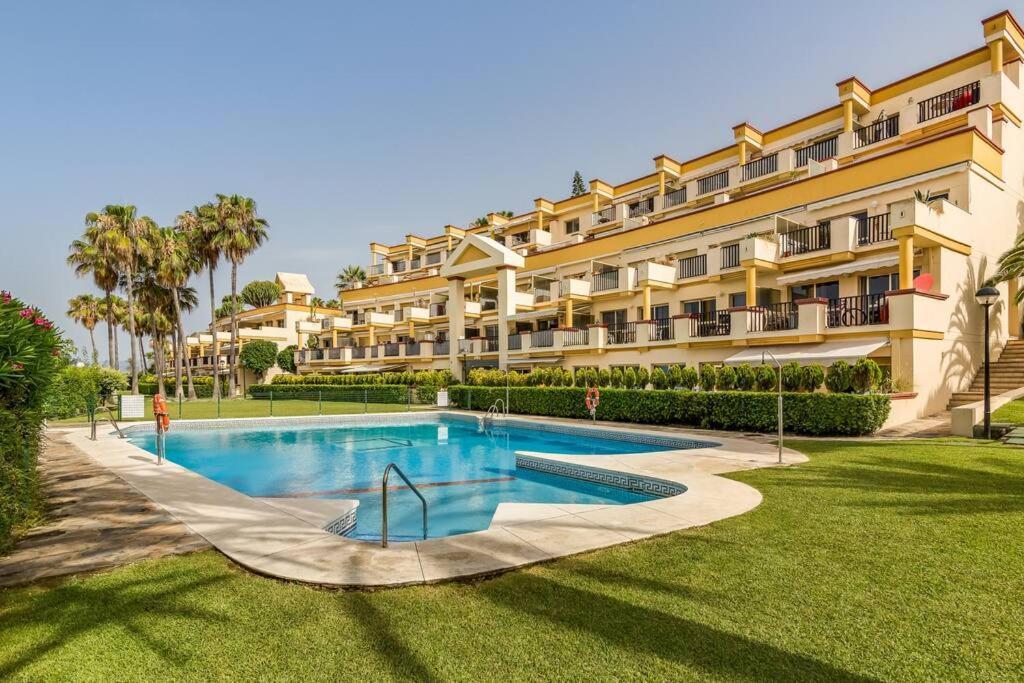 Oleholidays 535 Romana Playa Con Vistas Al Mar Marbella Exteriér fotografie